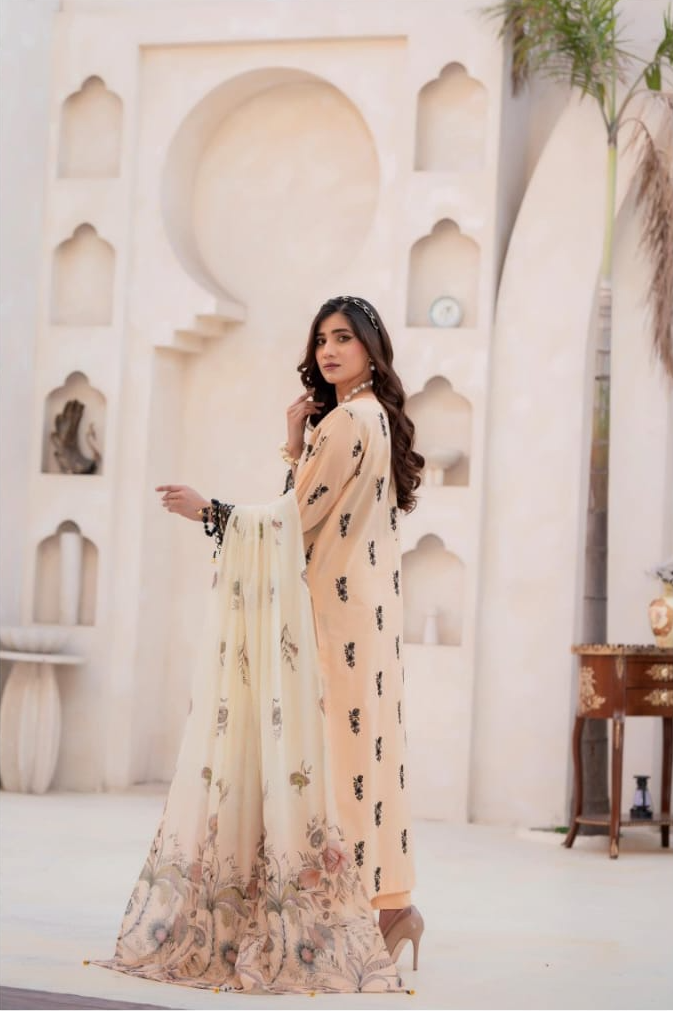 Signature | Peach Mughal — Premium Embroidered Lawn 3-Piece Unstitched Suit