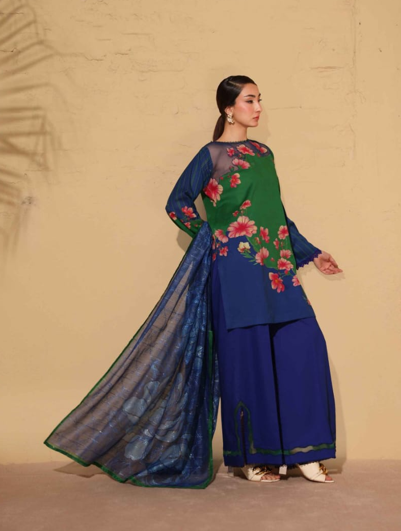 Heritage | Emerald Bloom — Premium Embroidered Lawn 3-Piece Unstitched Suit