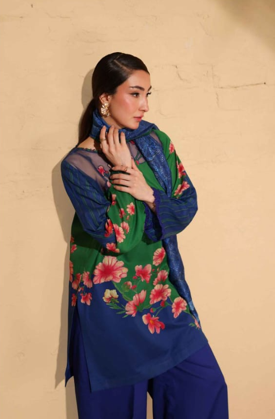 Heritage | Emerald Bloom — Premium Embroidered Lawn 3-Piece Unstitched Suit