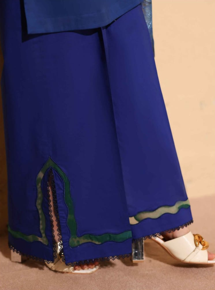 Heritage | Emerald Bloom — Premium Embroidered Lawn 3-Piece Unstitched Suit